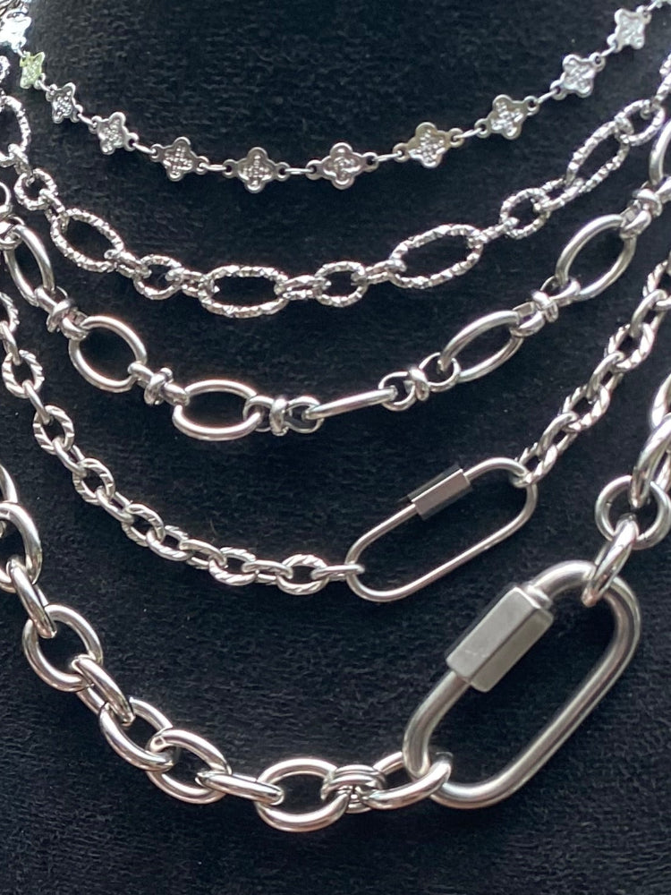 Fashion basics chain stacking jewellery