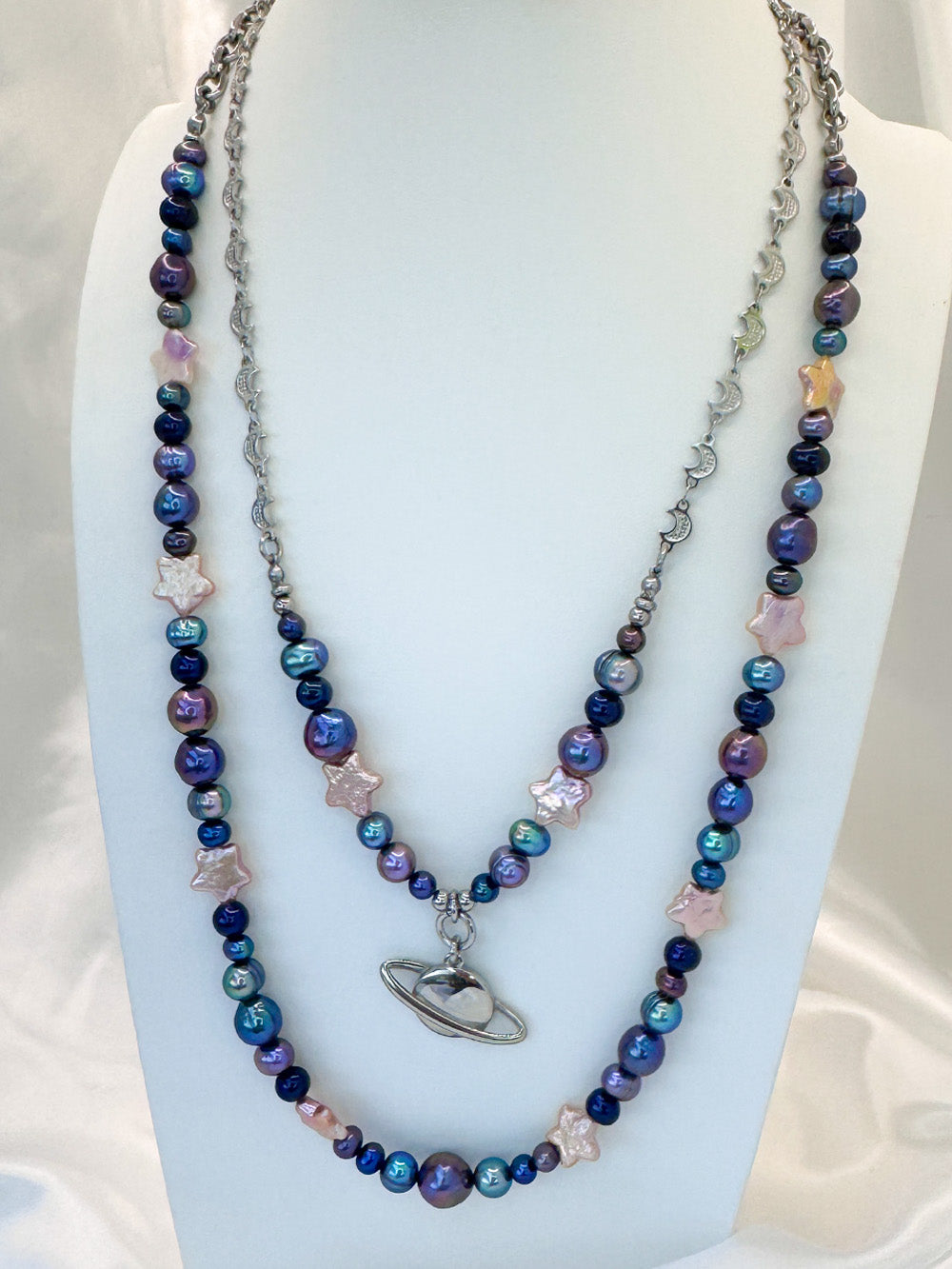 Pearl jewellery