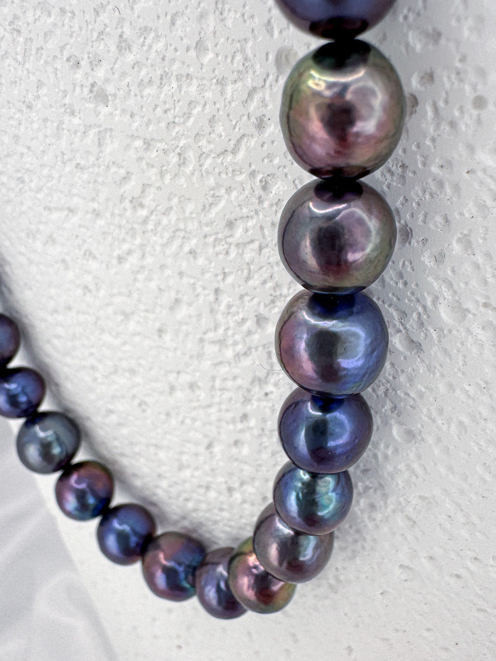 Blue rainbow pearl & steel chain necklace